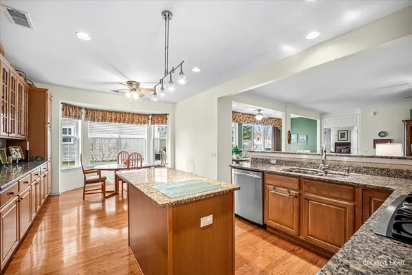 $550,000 | 2809 Stoney Creek Drive, Elgin, IL 60124