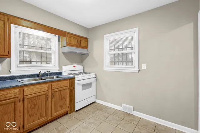 $95,000 | 2308 West 16th Street, Anderson, IN 46016