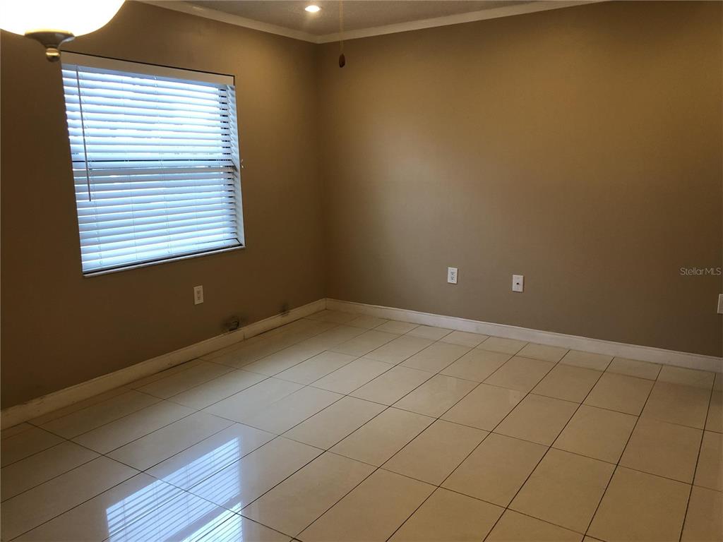 30 Lake Villa Way Kissimmee, FL 34743 - Photo 9 of 12