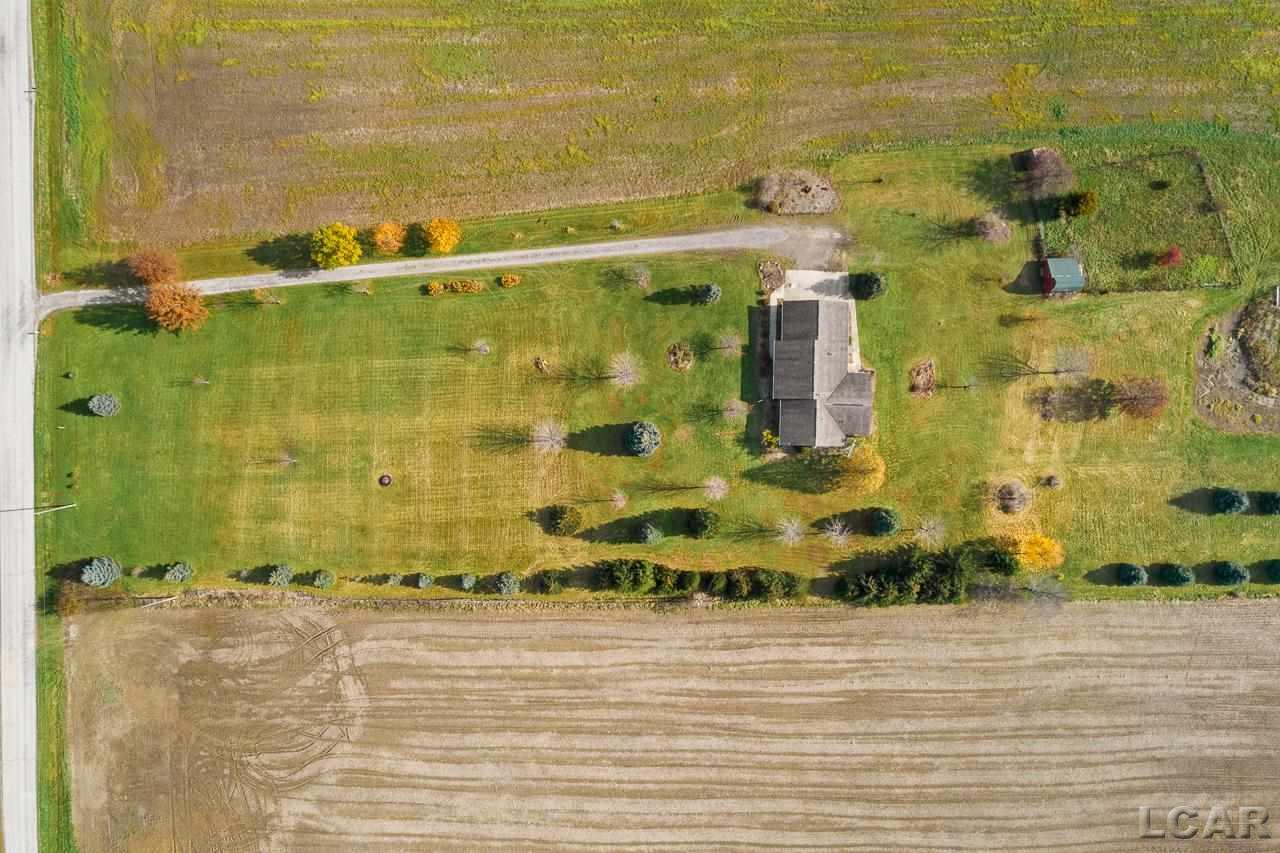 1213 Shumway Road Adrian, MI 49221 - Photo 36 of 39 50061035-35.JPG