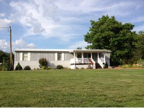 4456 Purchase Ridge Road Duffield, VA 24244 - Photo 8 of 13 Front of Home