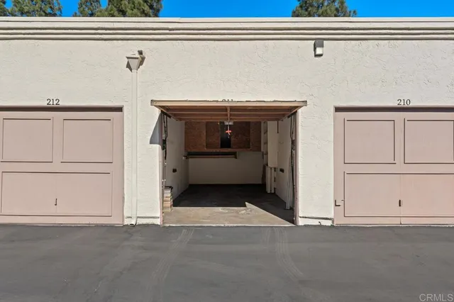 $487,500 | 707 Eastshore Terrace, Unit 26, Chula Vista, CA 91913