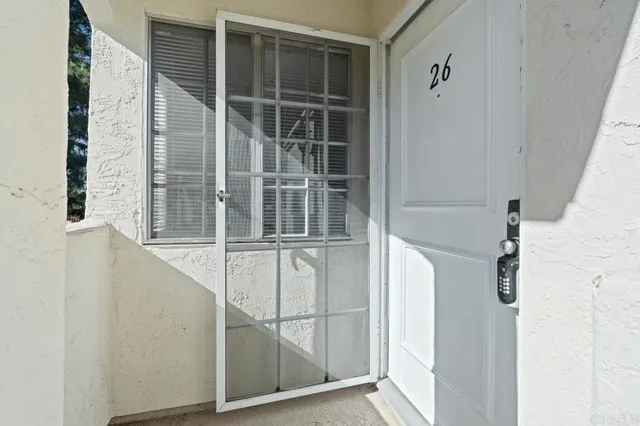 $487,500 | 707 Eastshore Terrace, Unit 26, Chula Vista, CA 91913