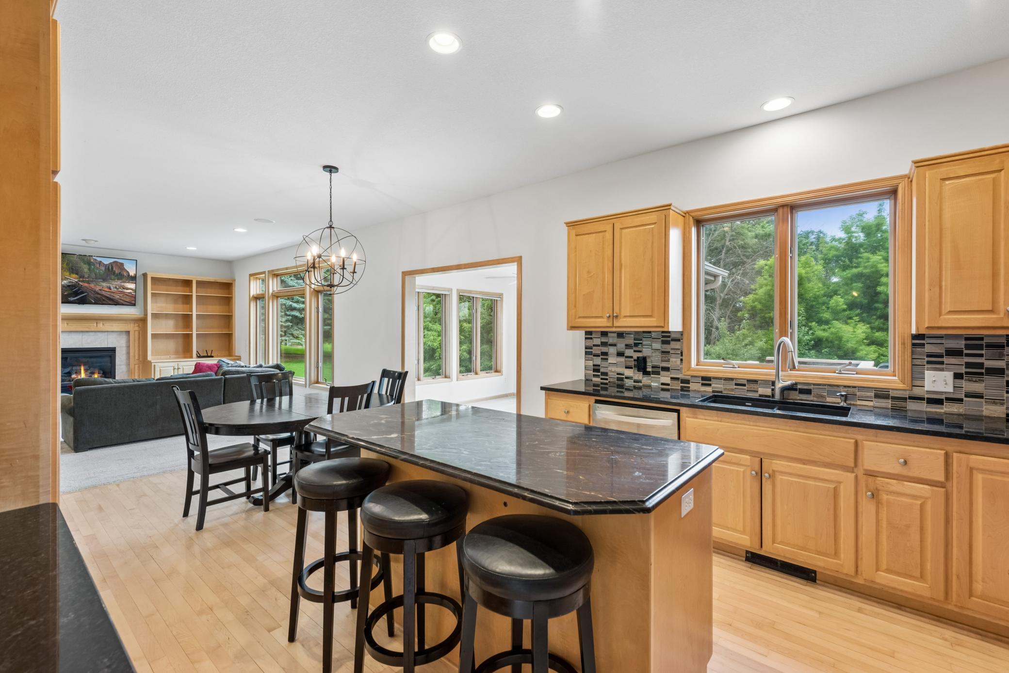 9257 Shetland Road Eden Prairie, MN 55347 - Photo 9 of 46