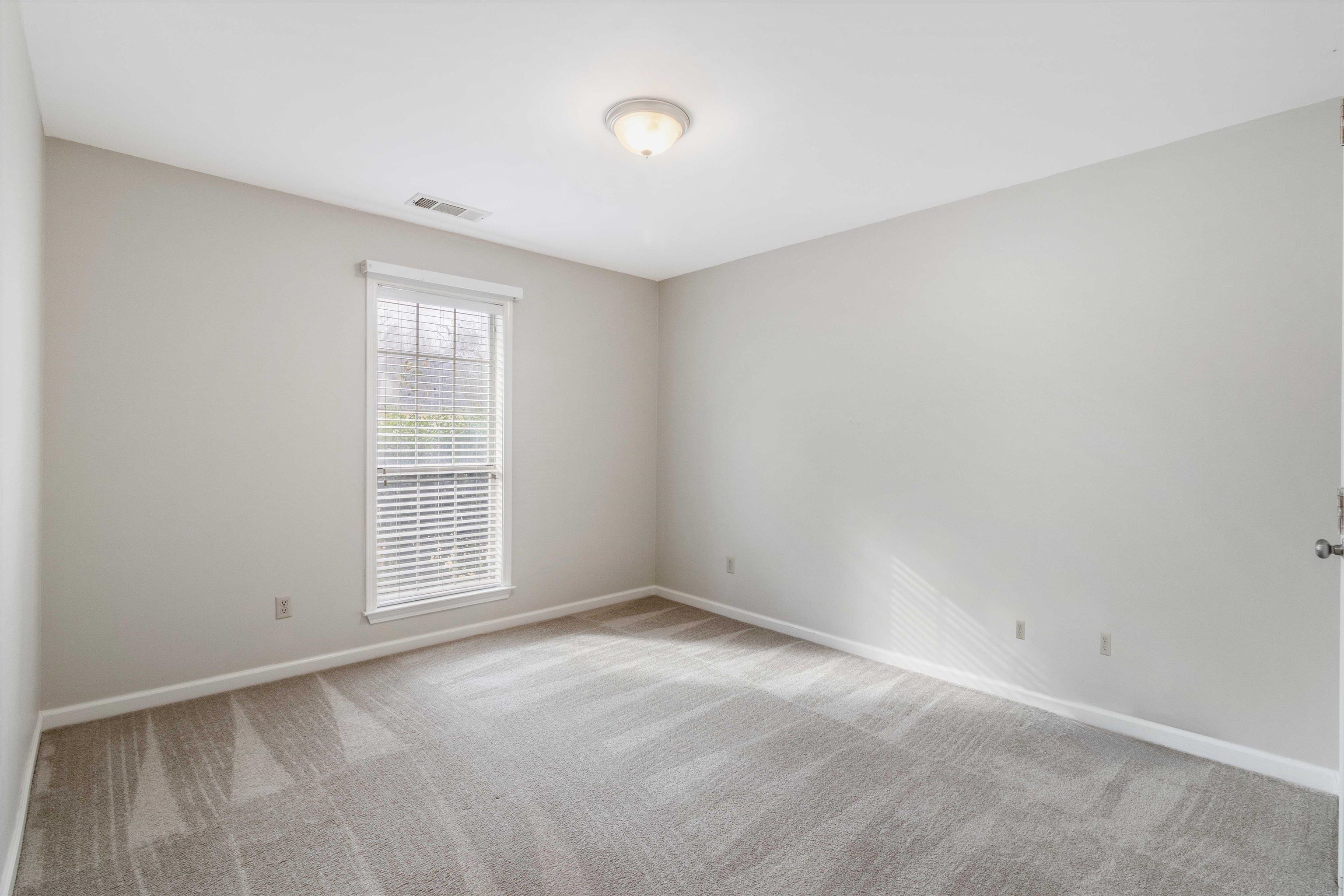 486 Harts Way Drive Collierville, TN 38017 - Photo 17 of 39