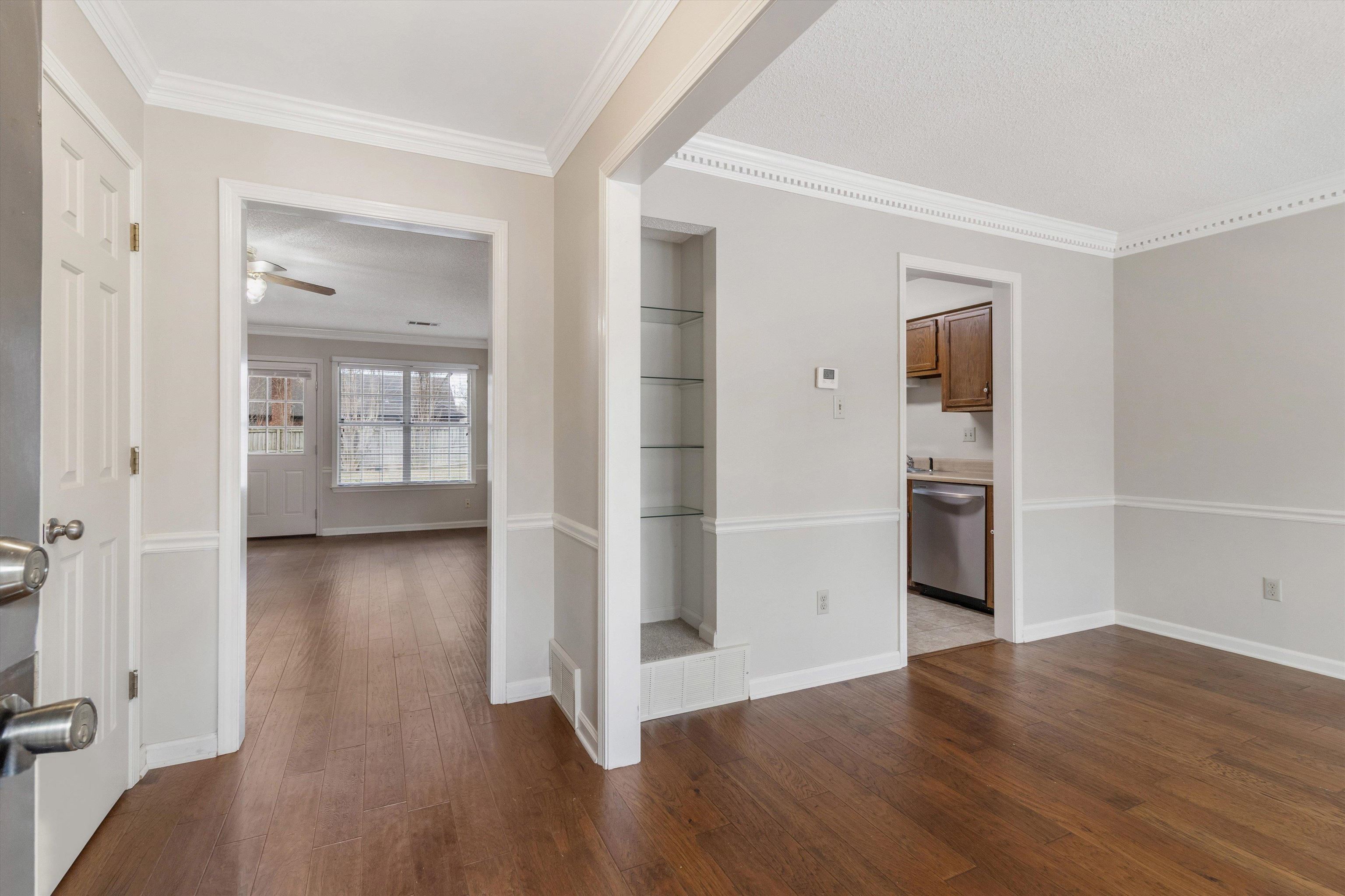 486 Harts Way Drive Collierville, TN 38017 - Photo 3 of 39