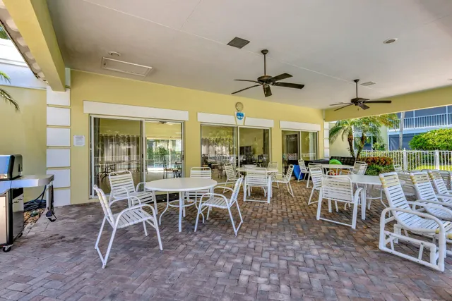 $220,000 | 1600 Southeast St Lucie Boulevard, Unit 211, Stuart, FL 34996