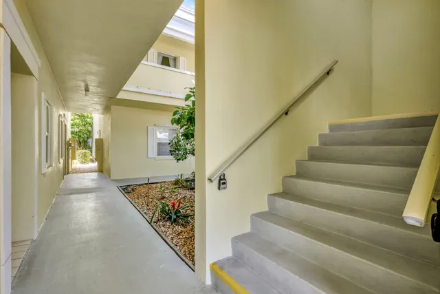 $220,000 | 1600 Southeast St Lucie Boulevard, Unit 211, Stuart, FL 34996