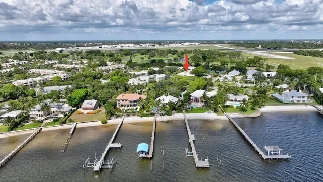 $220,000 | 1600 Southeast St Lucie Boulevard, Unit 211, Stuart, FL 34996