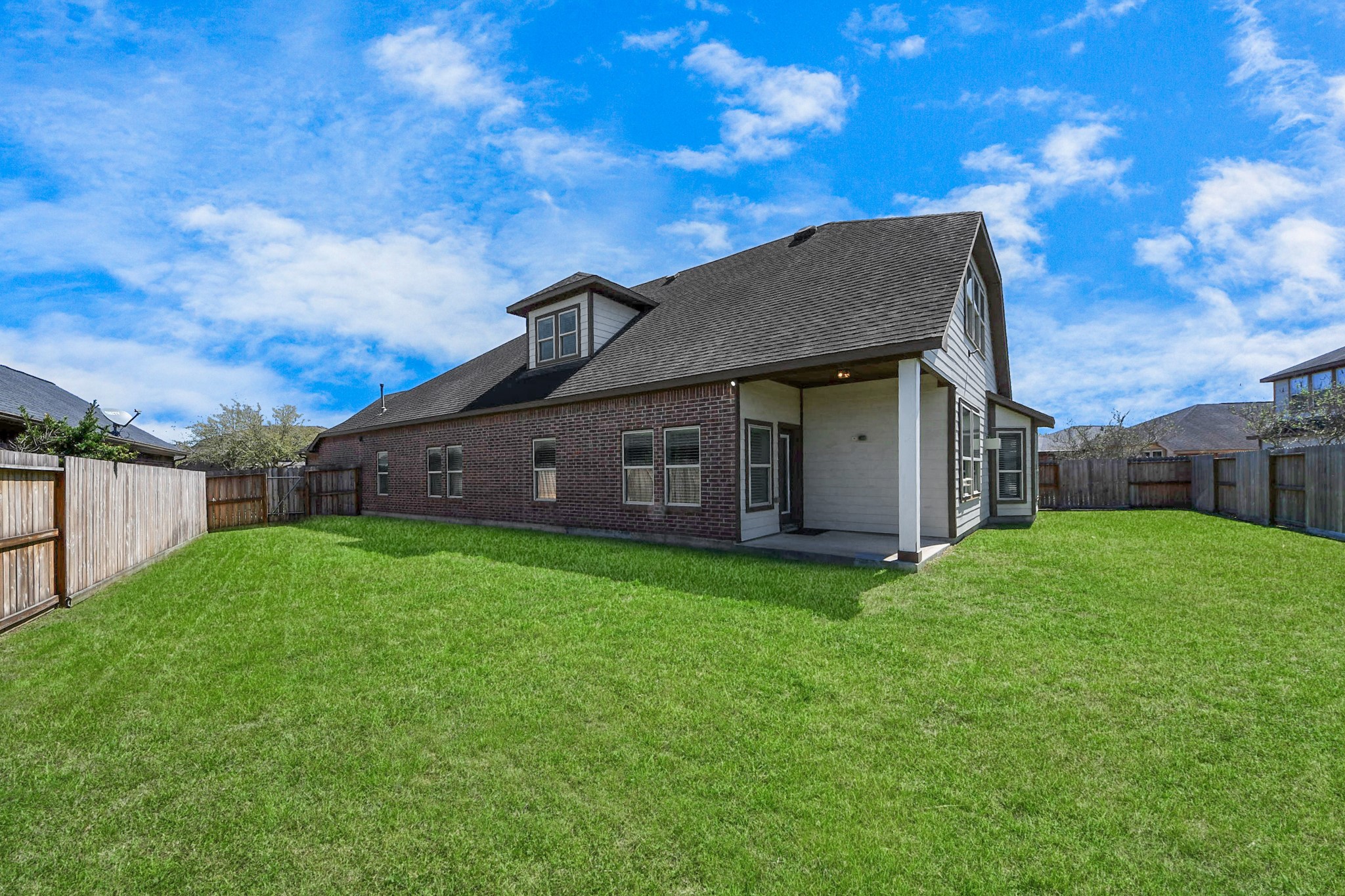 12427 Point Arbor Court Tomball, TX 77377 - Photo 46 of 50 a house view with a garden space