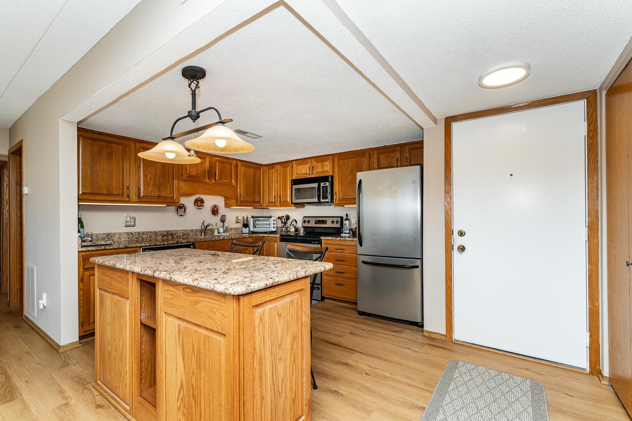 625 19th Street Northwest, Unit 500 Rochester, MN 55901 - Photo 2 of 25