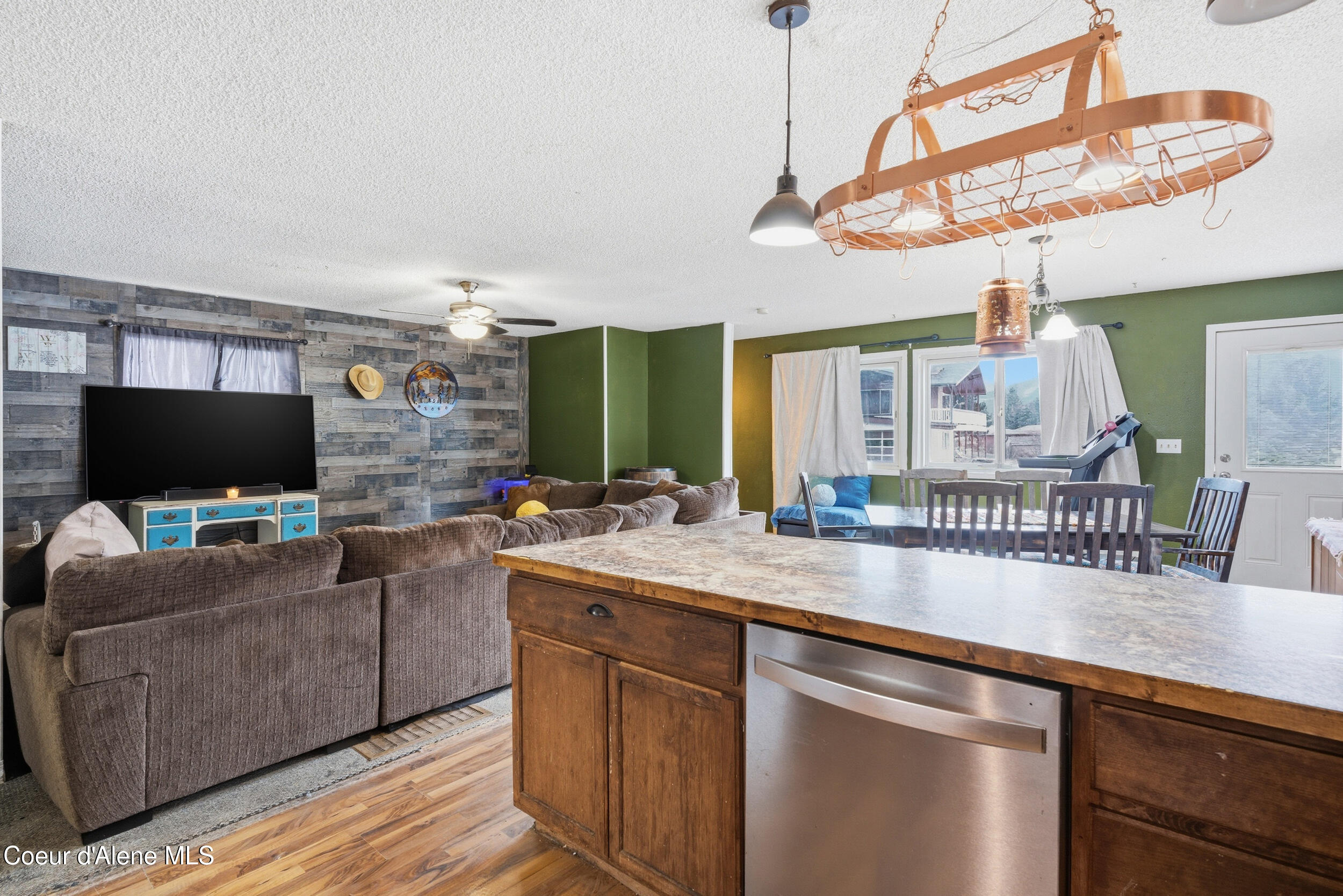 208 Rio Vista Street Osburn, ID 83849 - Photo 9 of 45 9__dsc2458