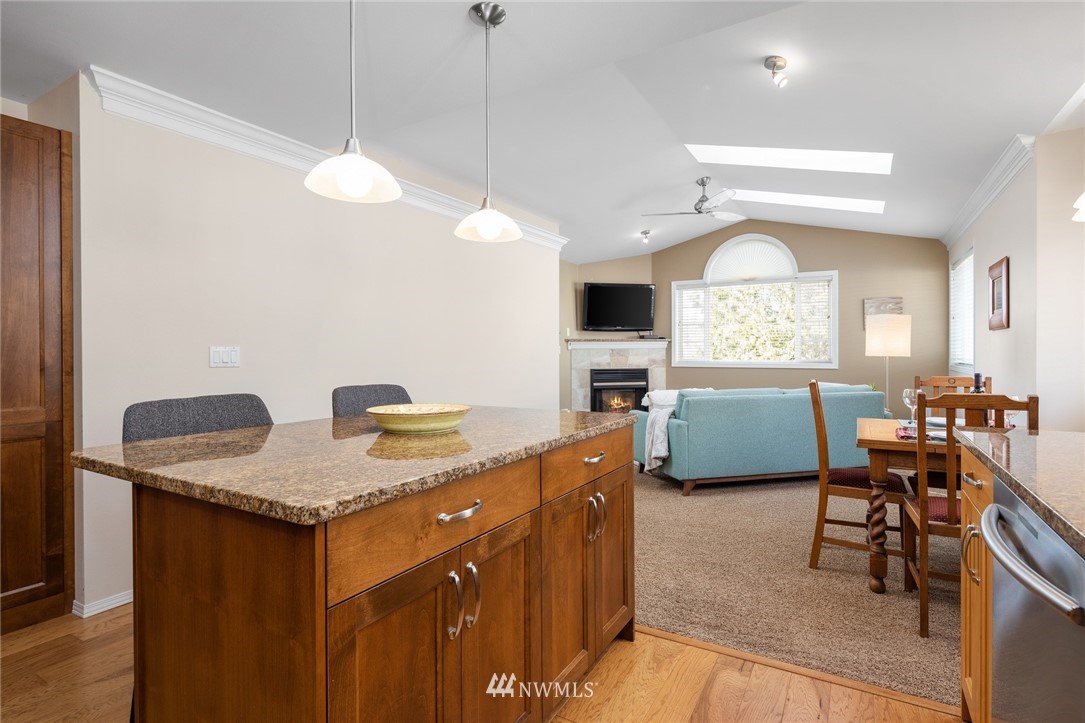 565 West Kellogg Road Bellingham, WA 98226 - Photo 8 of 28 Gallery Image 8
