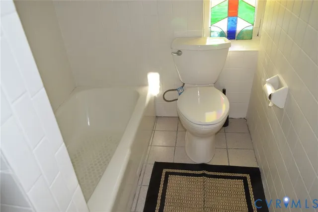 $2,700 | 422 West Clay Street, Richmond, VA 23220