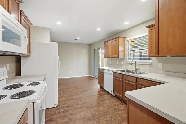 $294,900 | 111 Maned Drive, Sanger, TX 76266