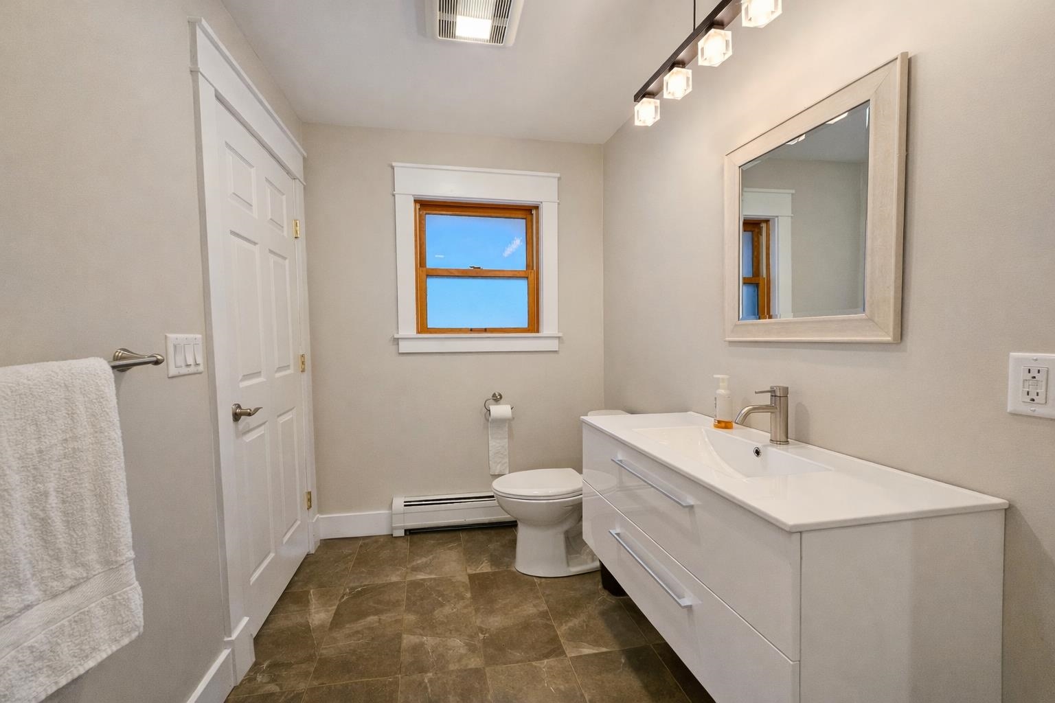 1254 Bluff Road Newport, VT 05855 - Photo 17 of 48