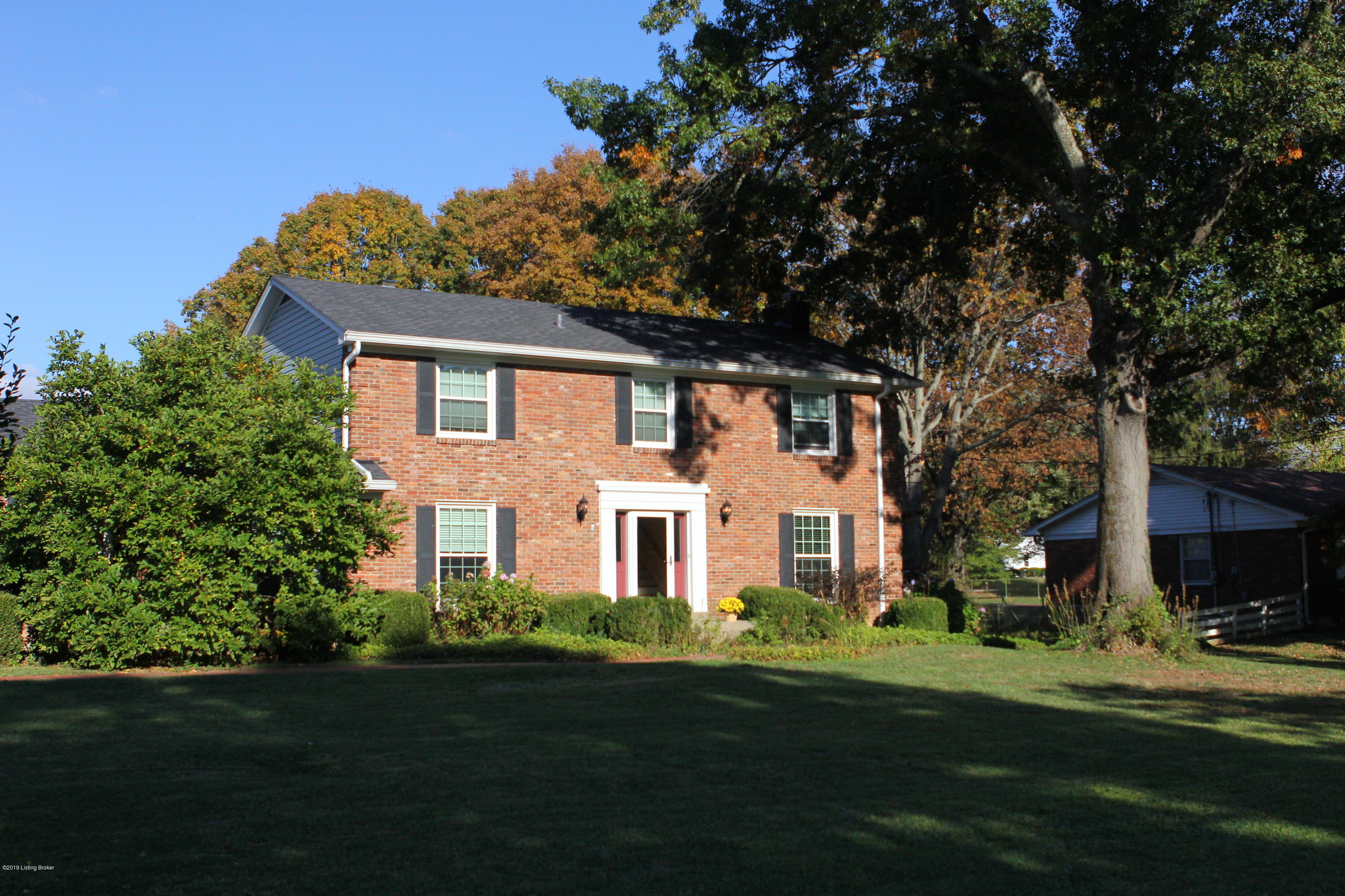 3509 River Bluff Road Prospect, KY 40059 - Photo 1 of 38 FRONT