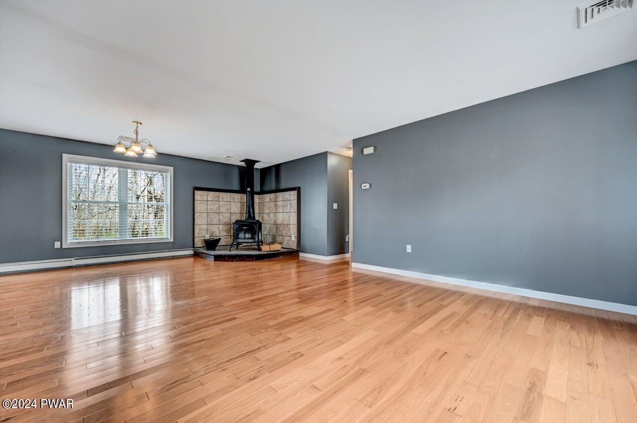 401 Maple Ridge Drive Hawley, PA 18428 - Photo 11 of 78