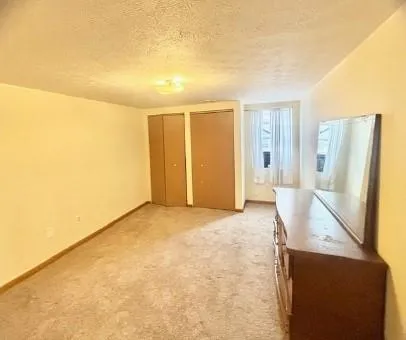 $850 | 40 Race Street, Unit 2D, Manor, PA 15665