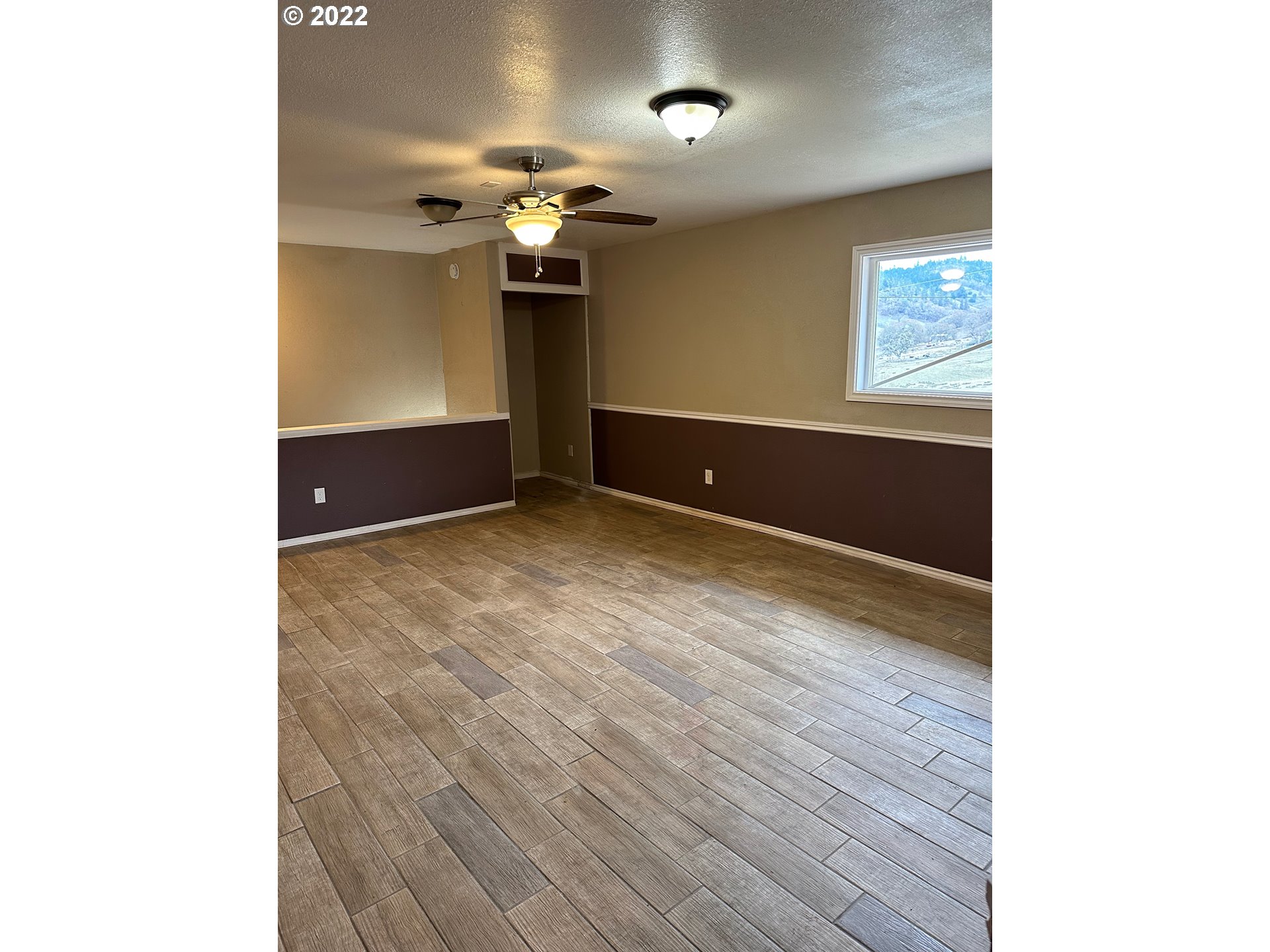 2470 Sunshine Road Roseburg, OR 97470 - Photo 17 of 22 Gallery Image 17