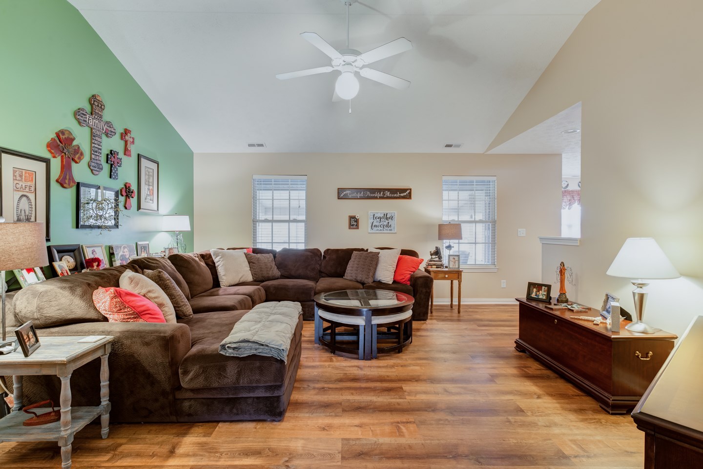 9701 Clippinger Road Evansville, IN 47725 - Photo 2 of 30 Gallery Image 2