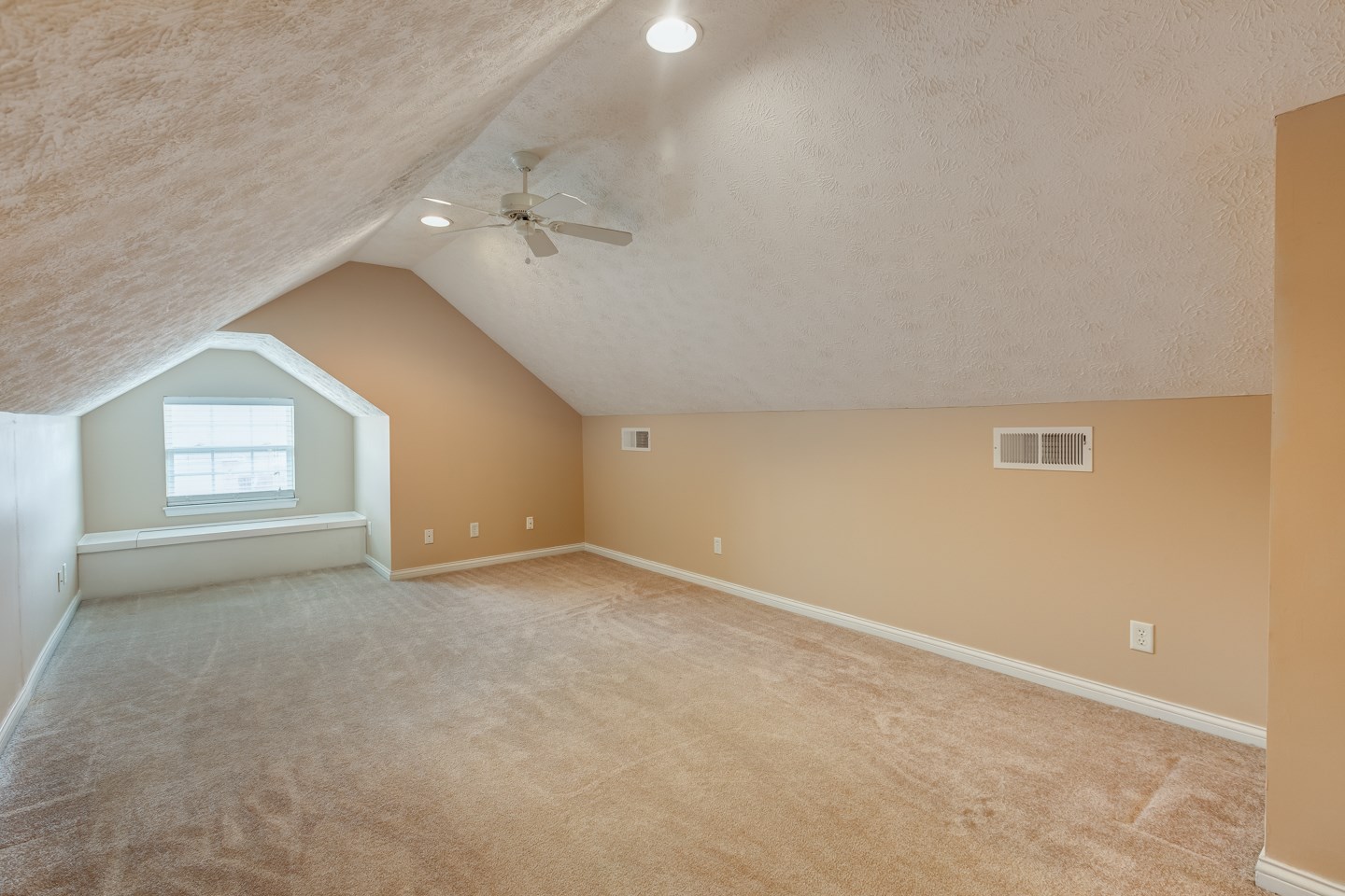 9701 Clippinger Road Evansville, IN 47725 - Photo 20 of 30 Gallery Image 20