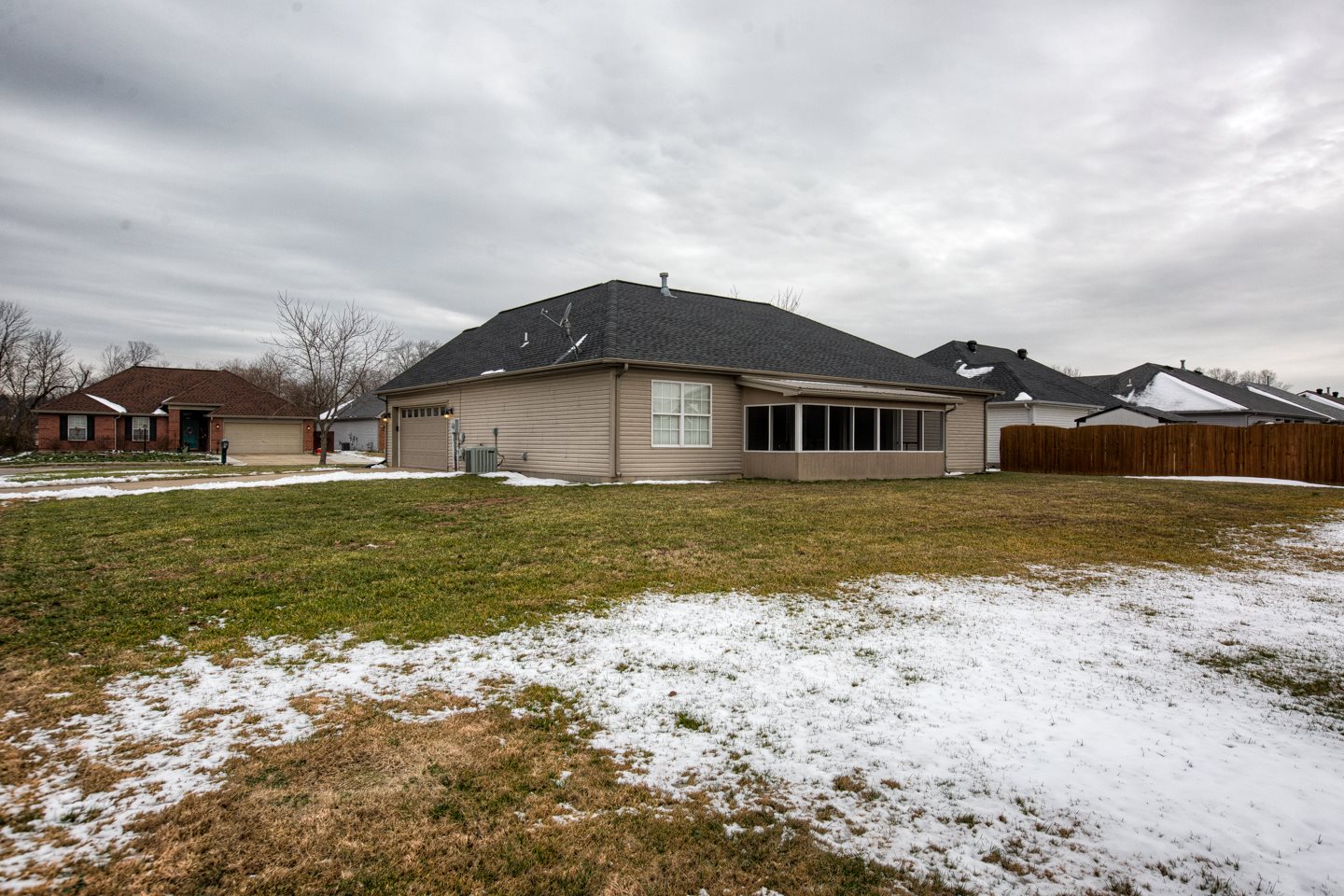 9701 Clippinger Road Evansville, IN 47725 - Photo 26 of 30 Gallery Image 26