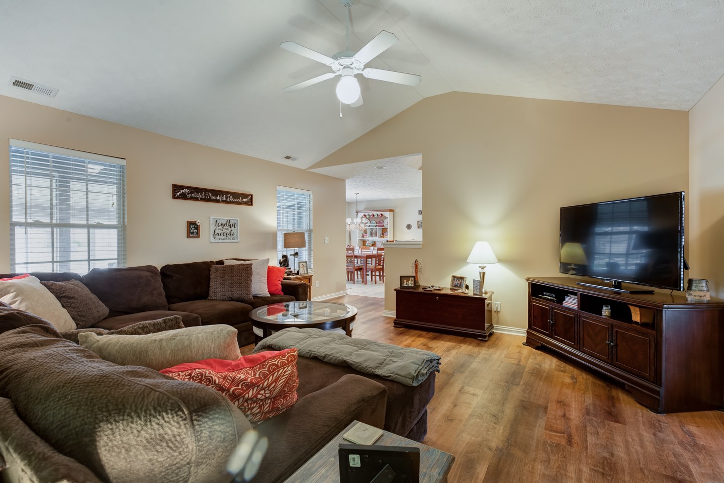 9701 Clippinger Road Evansville, IN 47725 - Photo 4 of 30 Gallery Image 4