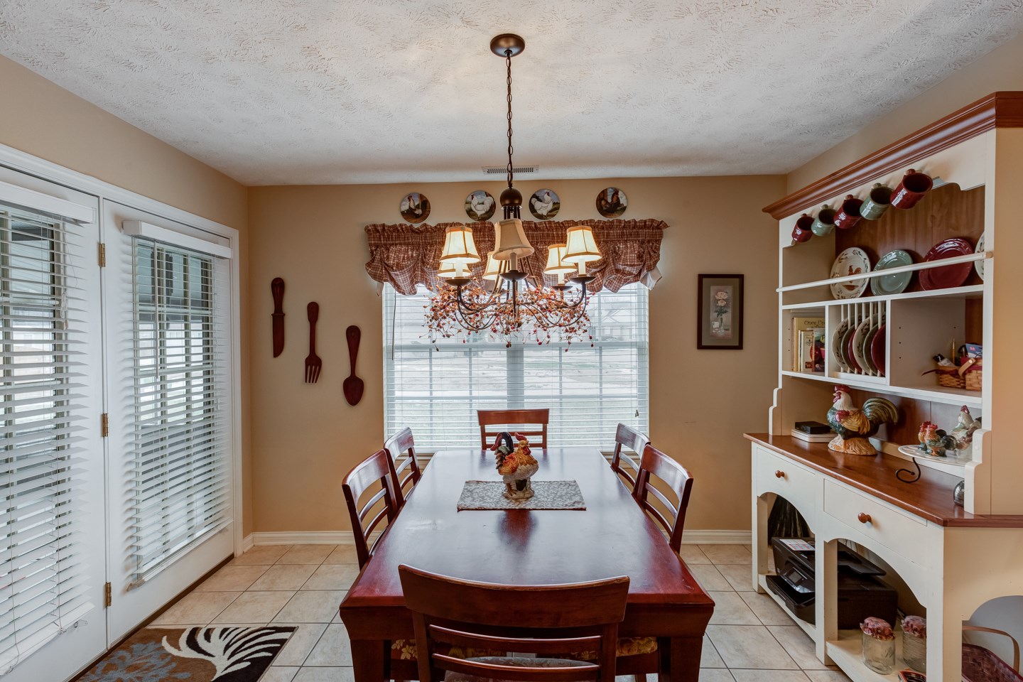 9701 Clippinger Road Evansville, IN 47725 - Photo 6 of 30 Gallery Image 6