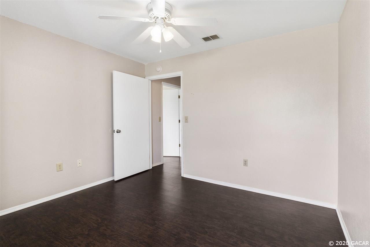 3705 Southwest 27th Street, Unit 528 Gainesville, FL 32608 - Photo 13 of 22