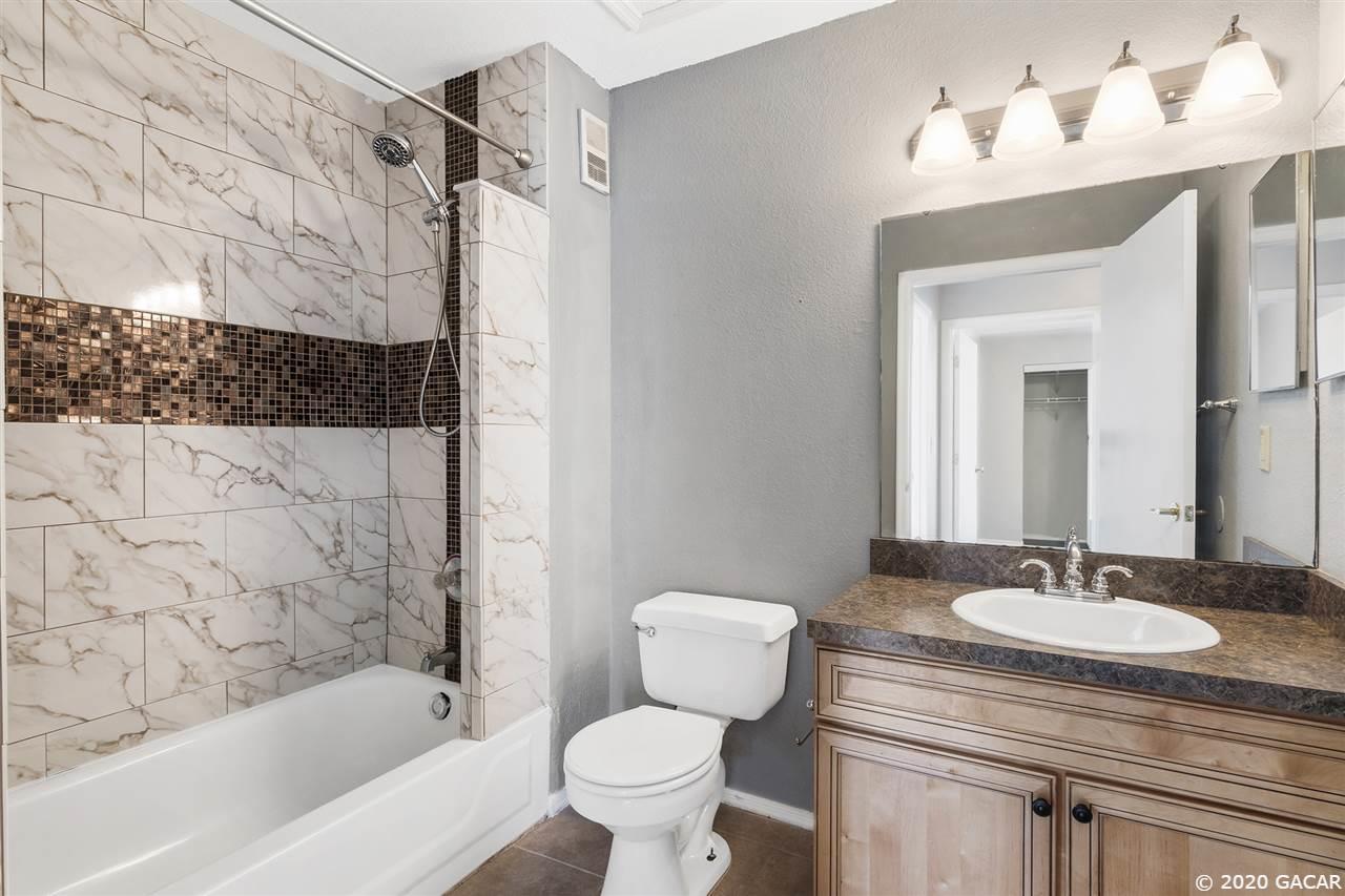 3705 Southwest 27th Street, Unit 528 Gainesville, FL 32608 - Photo 14 of 22