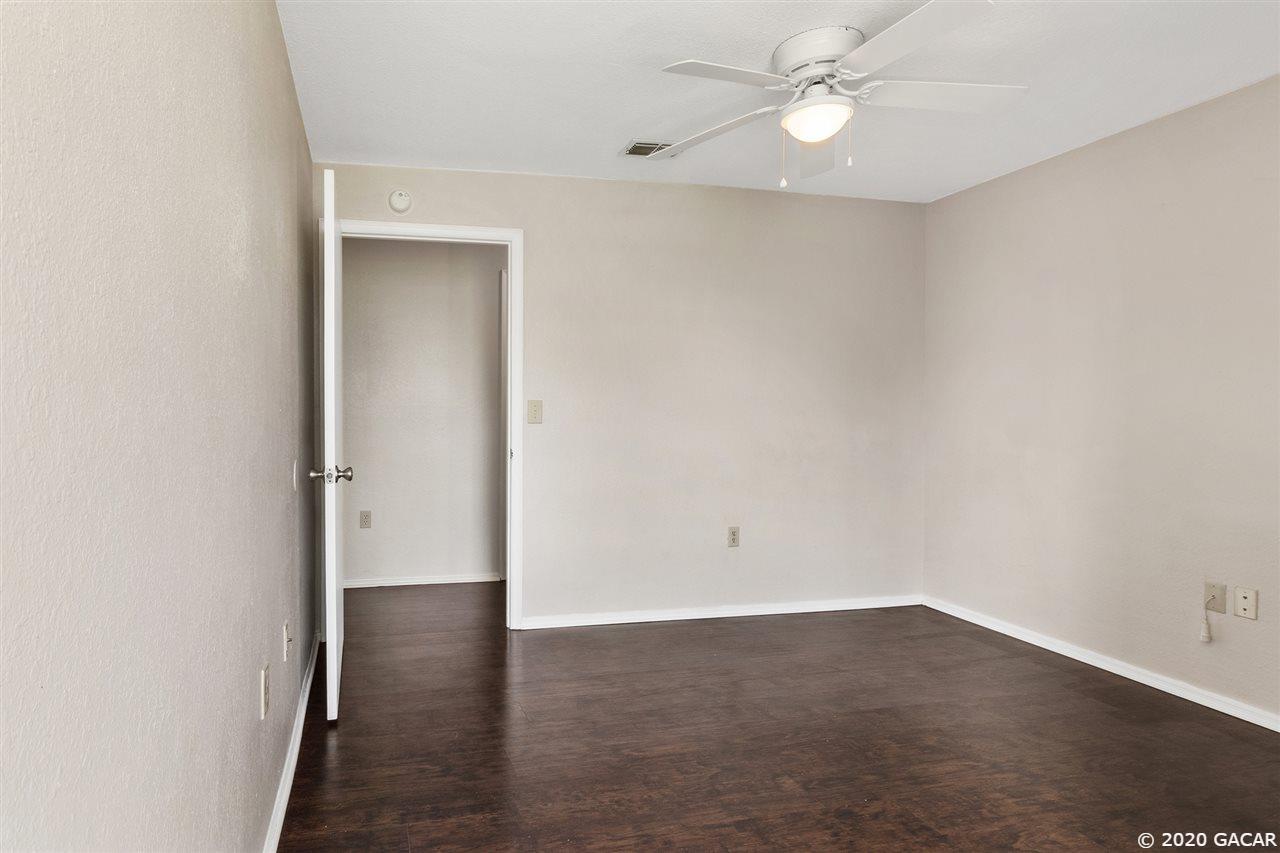 3705 Southwest 27th Street, Unit 528 Gainesville, FL 32608 - Photo 10 of 22