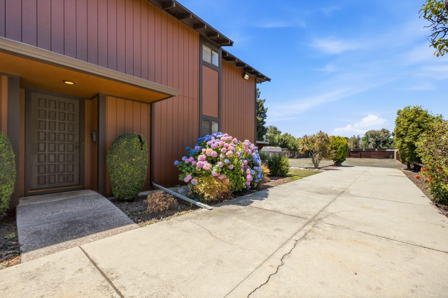888 North Rengstorff Avenue Mountain View, CA 94043 - Photo 5 of 39