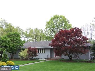 17 Azalea Way Hamilton Square, NJ 08690 - Photo 3 of 6