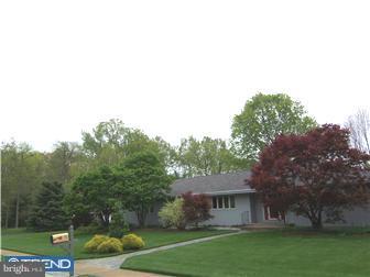 17 Azalea Way Hamilton Square, NJ 08690 - Photo 5 of 6