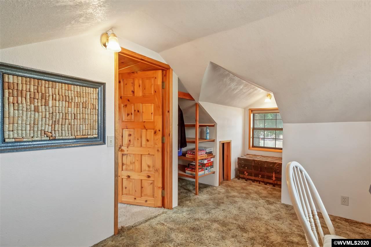 4460 Auburn Road Northeast Salem, OR 97301 - Photo 29 of 40 Gallery Image 29