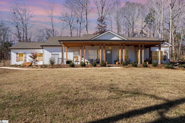 $459,999 | 117 East Peninsula Drive, Laurens, SC 29360