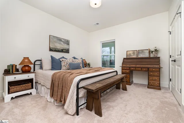 $459,999 | 117 East Peninsula Drive, Laurens, SC 29360