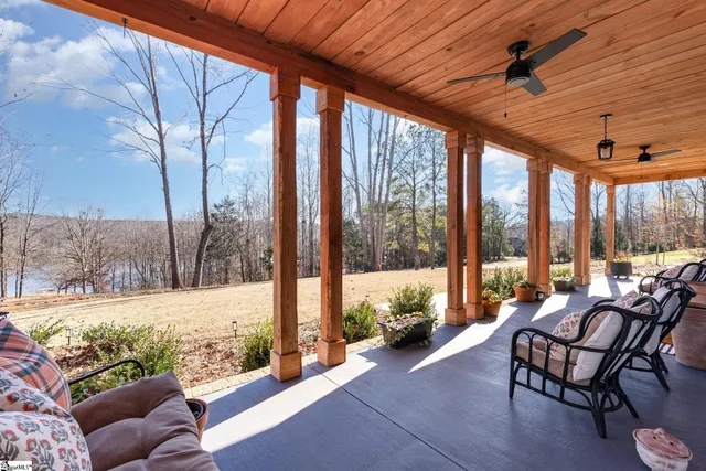 $459,999 | 117 East Peninsula Drive, Laurens, SC 29360