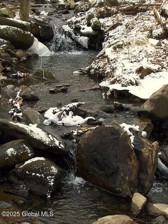 140 Roaser Road Sand Lake, NY 12153 - Photo 31 of 35 a153248929db02cc7fc291e702993f17c-uncrop