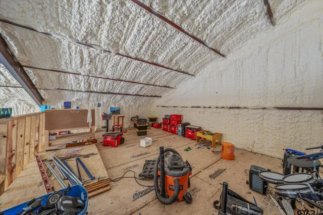 $645,000 | 11184 County Road 3420, Brownsboro, TX 75756