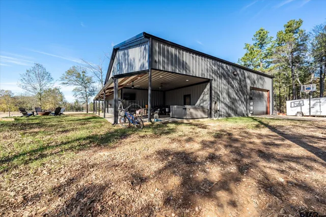 $645,000 | 11184 County Road 3420, Brownsboro, TX 75756