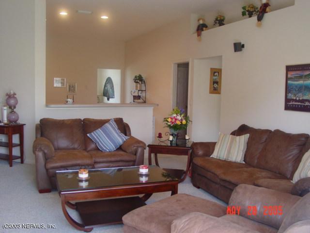 6249 Duclay Road Jacksonville, FL 32244 - Photo 3 of 7 Family