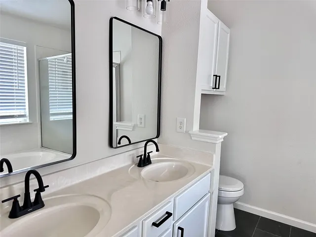 $1,800 | 360 Atlantis, Kyle, TX 78640