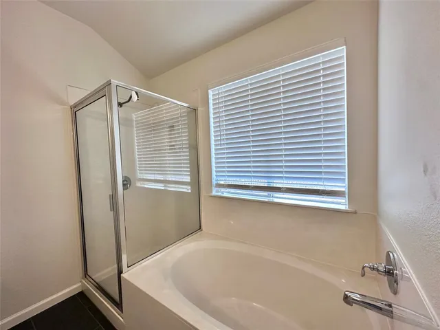 $1,800 | 360 Atlantis, Kyle, TX 78640