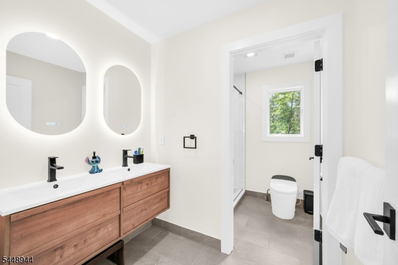 17 Meadow Road Clark, NJ 07066 - Photo 23 of 34 Gallery Image 23