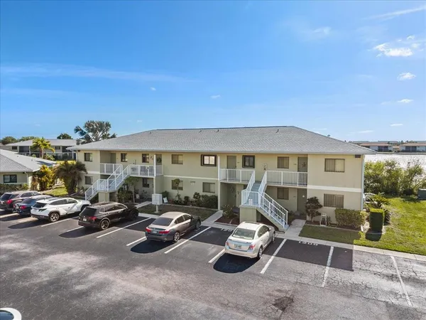 $147,000 | 25225 Rampart Boulevard, Unit 1207, Punta Gorda, FL 33983