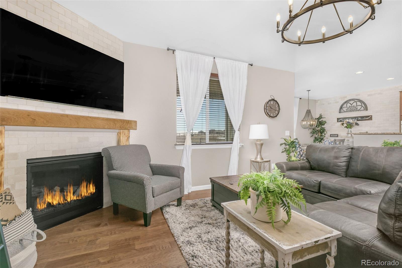 5788 Desert Inn Loop Elizabeth, CO 80107 - Photo 10 of 28 Gallery Image 10