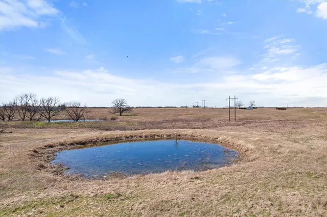 $3,000,000 | 744 St Frost Tx 76641, Frost, TX 76641