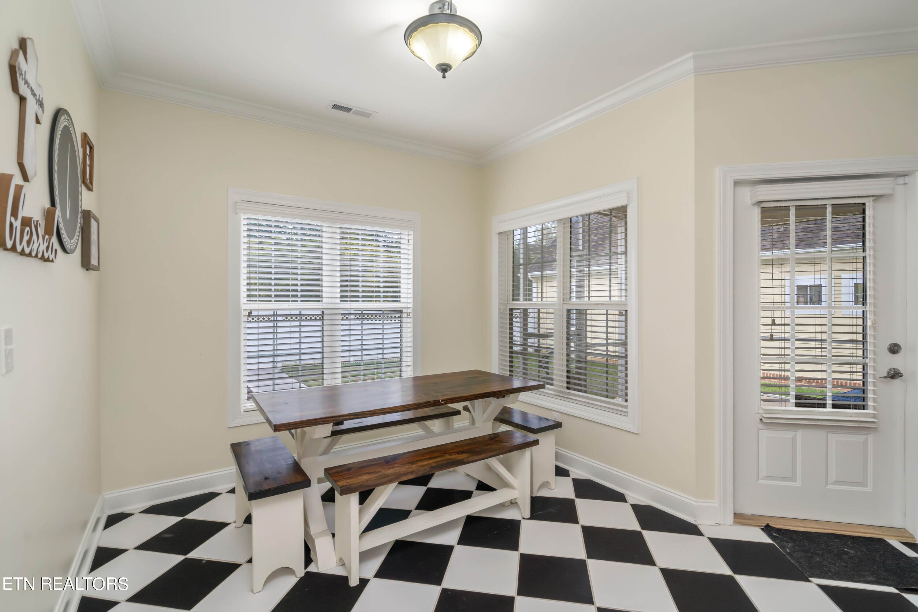 107 Fallberry Street Oak Ridge, TN 37830 - Photo 20 of 60 Breakfast Area